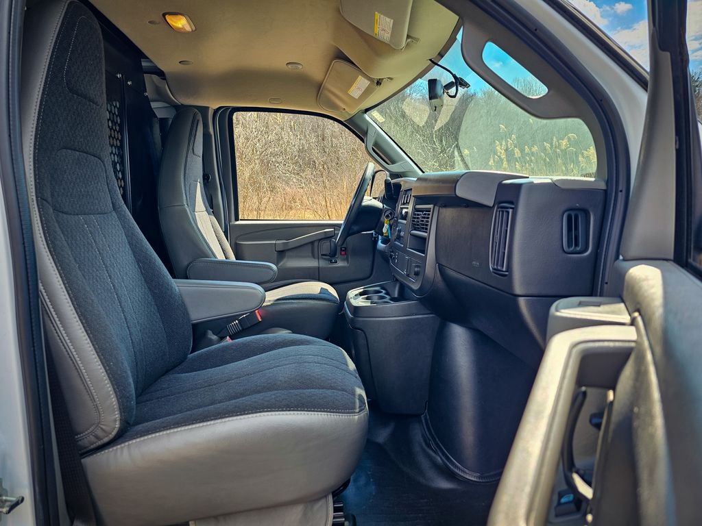 2024 Chevrolet Express Cargo RWD 2500 Regular Wheelbase WT