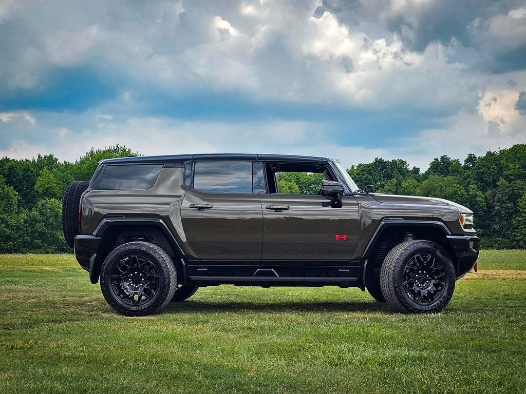 Used 2025 GMC HUMMER EV 2X with VIN 1GKB0NDE2SU101228 for sale in Chardon, OH