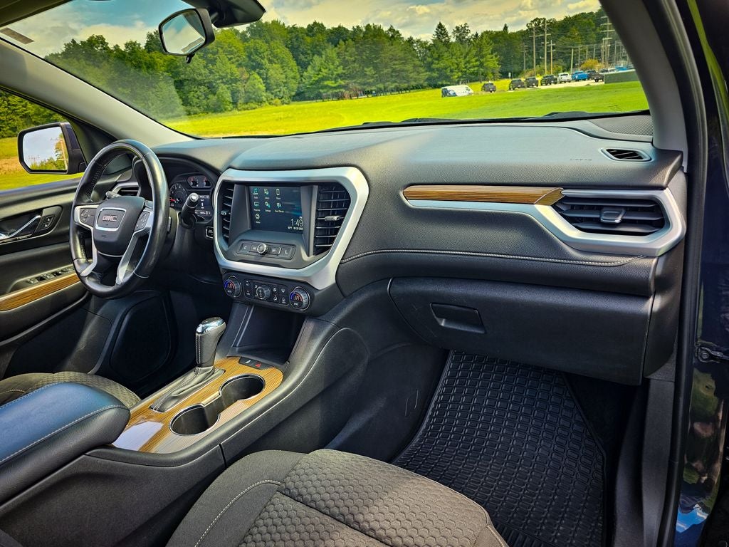 2018 GMC Acadia SLE-1