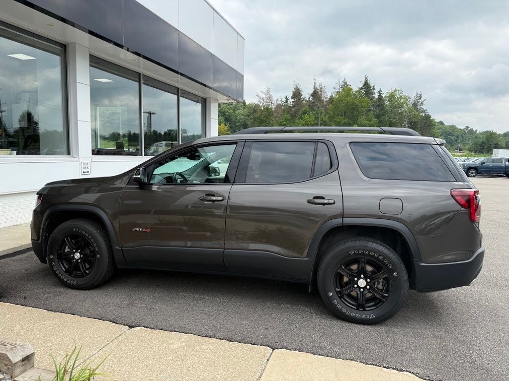 2020 GMC Acadia AT4