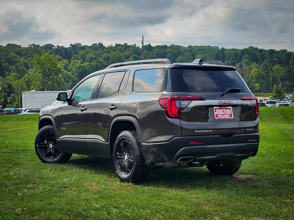 2020 GMC Acadia AWD AT4