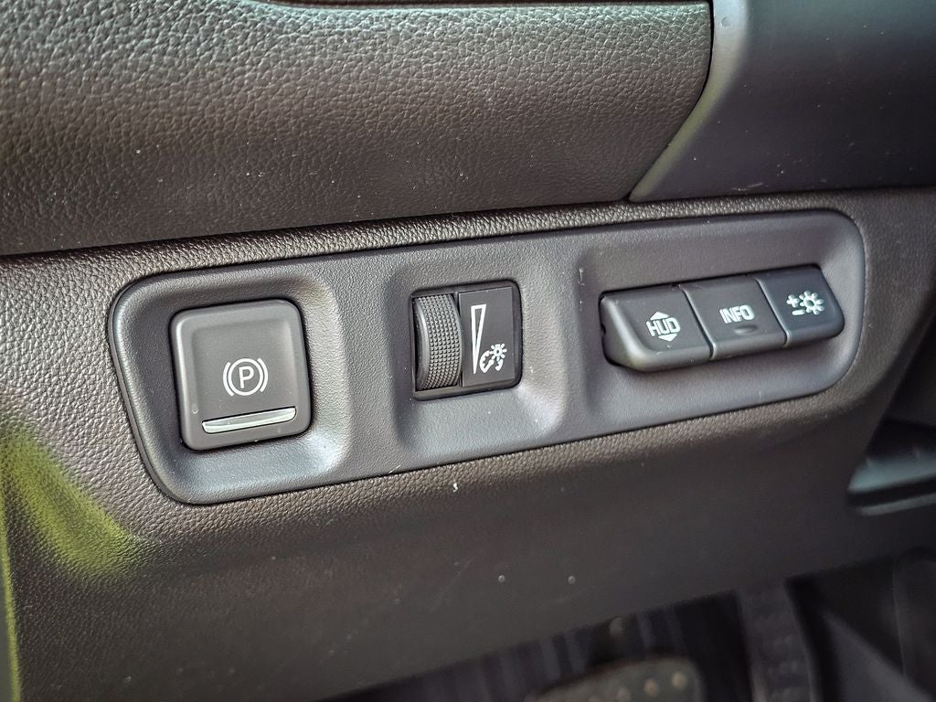 2023 GMC Acadia AWD AT4