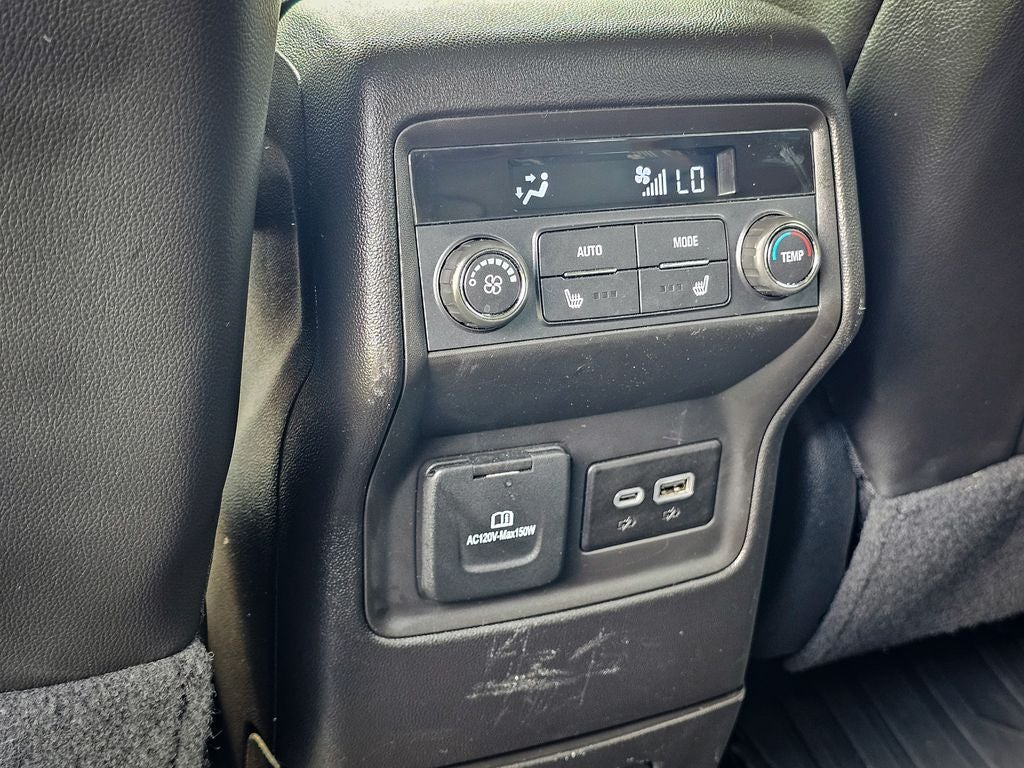 2023 GMC Acadia AWD AT4
