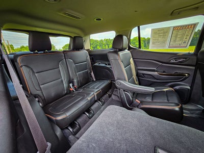 2023 GMC Acadia AWD AT4