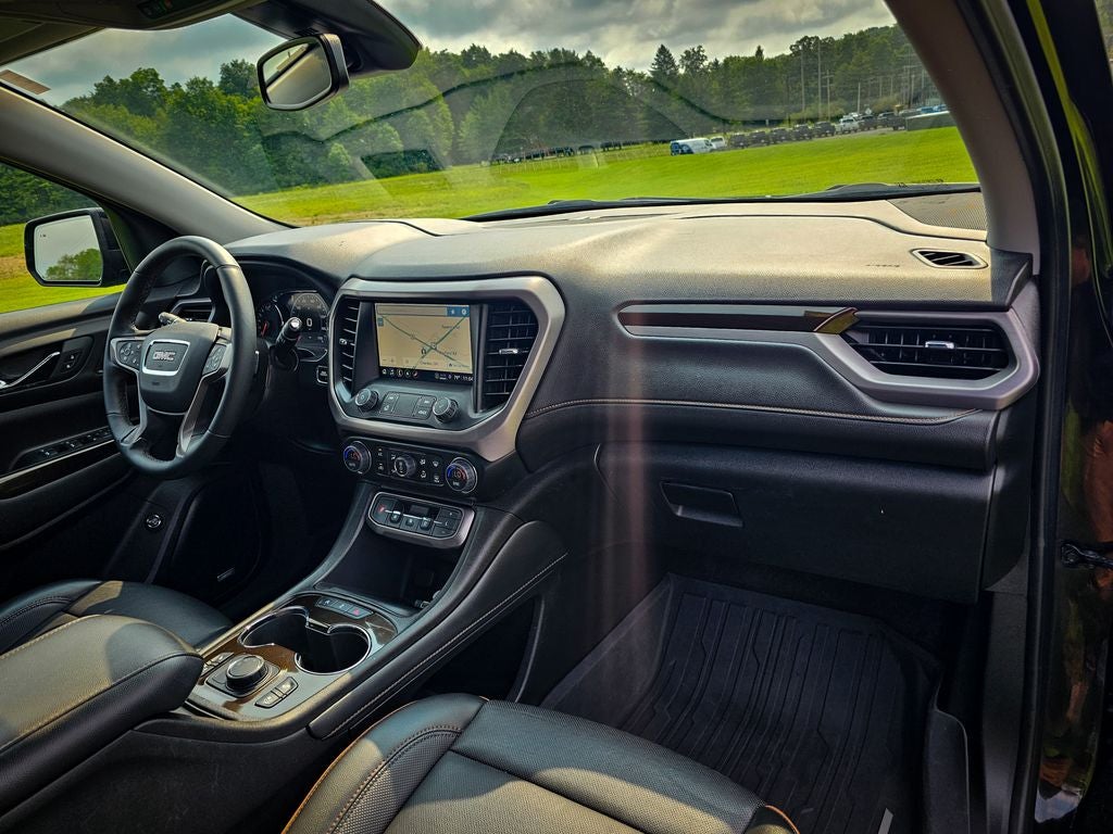 2023 GMC Acadia AWD AT4