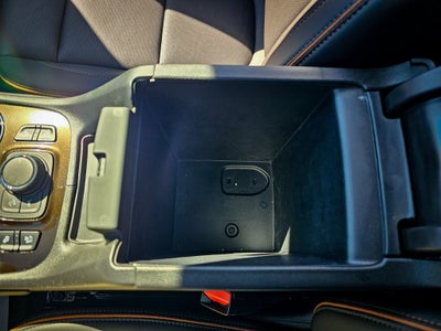 2023 GMC Acadia AWD AT4