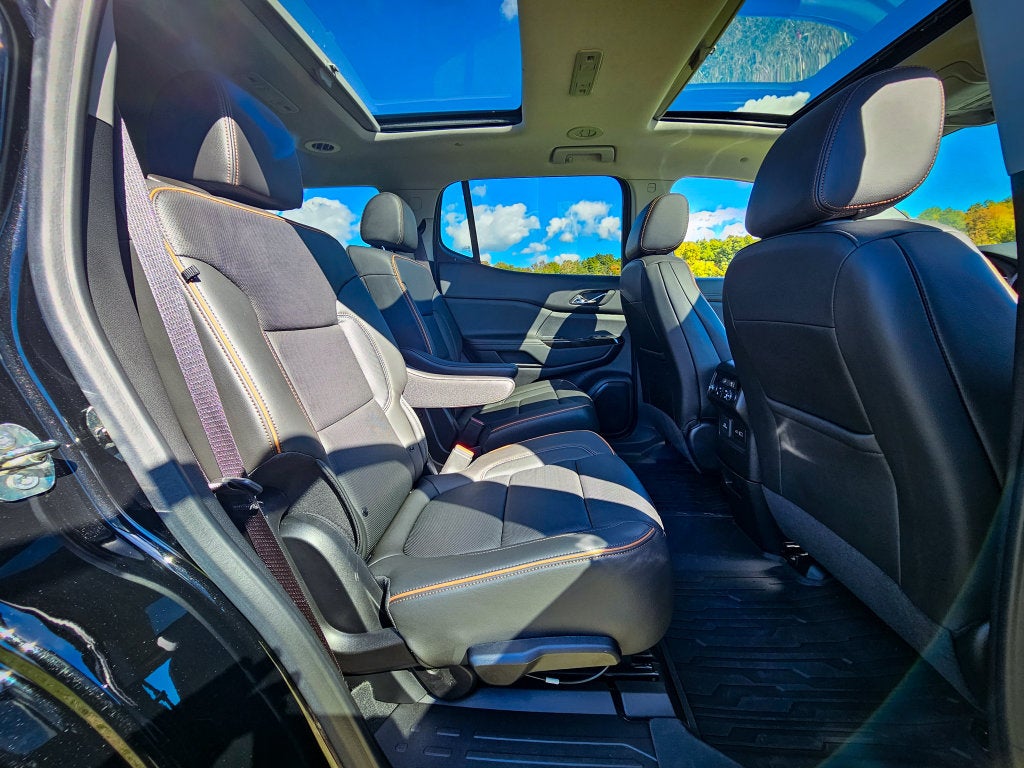 2023 GMC Acadia AWD AT4