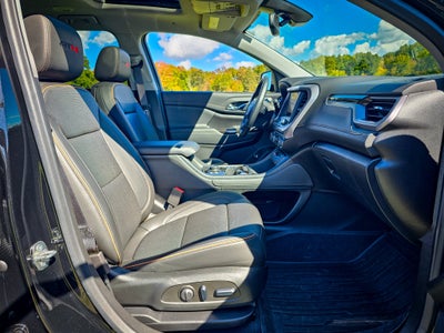 2023 GMC Acadia AWD AT4