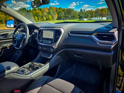 2023 GMC Acadia AWD AT4