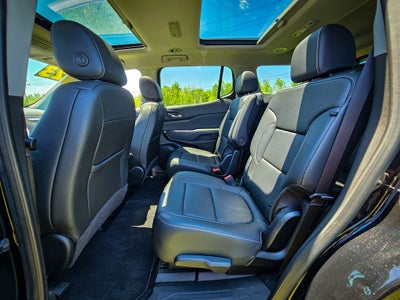 2023 GMC Acadia AWD SLT