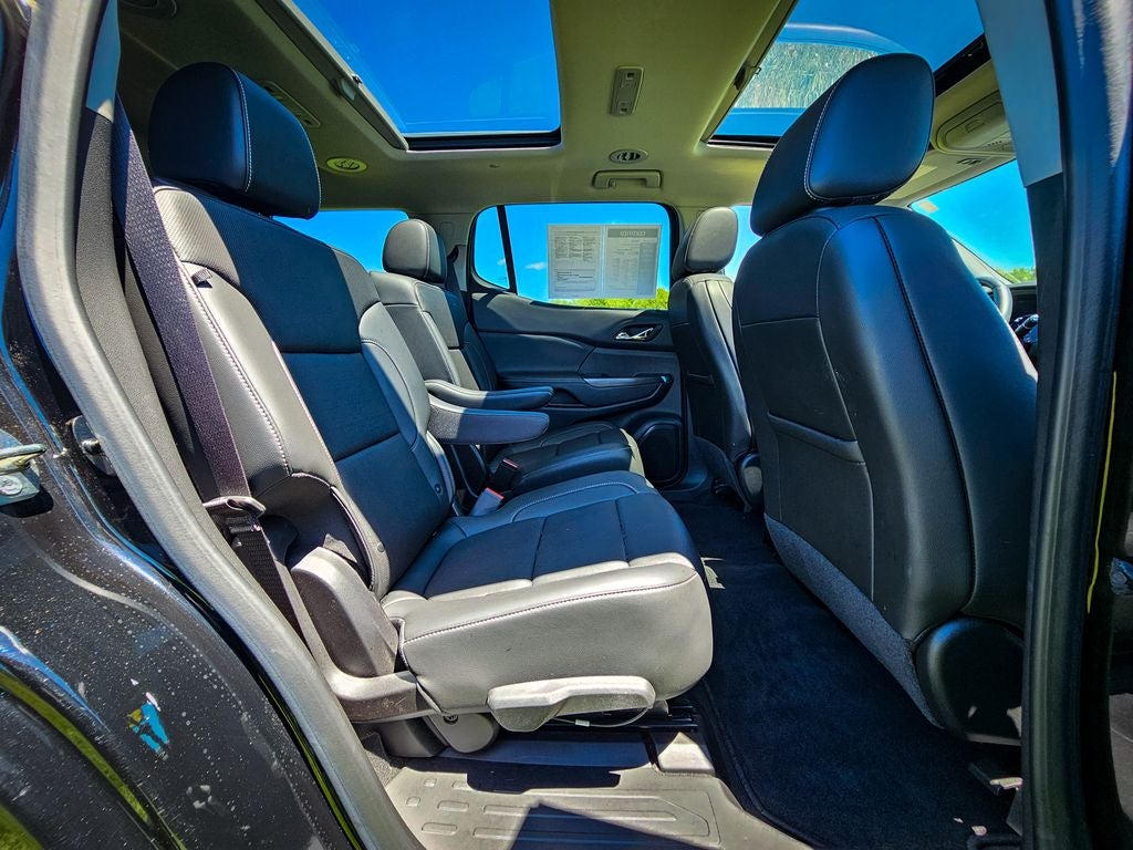 2023 GMC Acadia AWD SLT