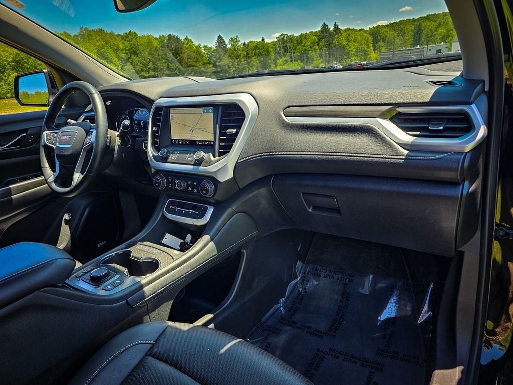 2023 GMC Acadia AWD SLT