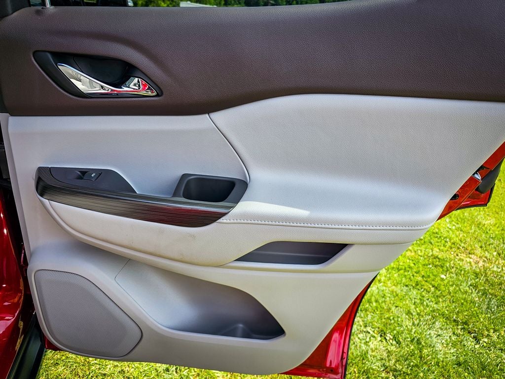 2021 GMC Acadia AWD SLT