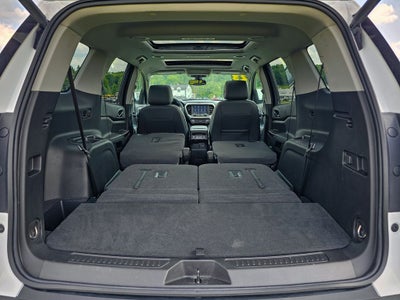 2023 GMC Acadia AWD SLT