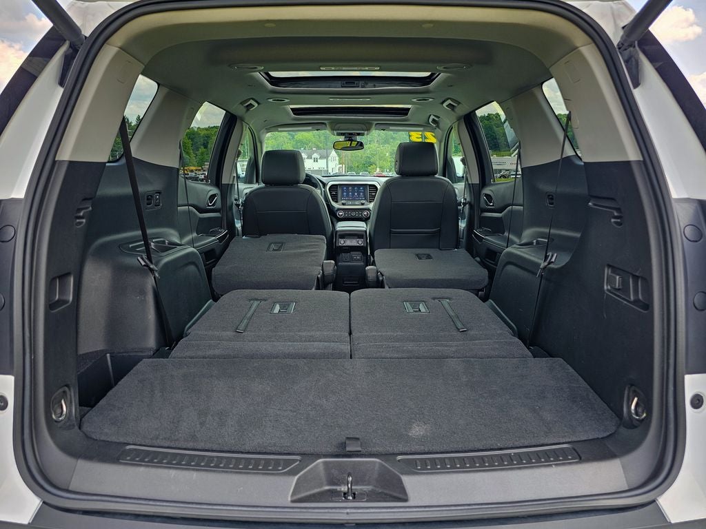 2023 GMC Acadia AWD SLT