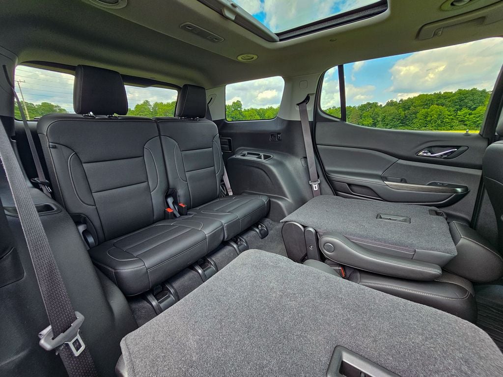 2023 GMC Acadia AWD SLT
