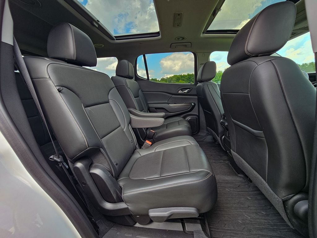 2023 GMC Acadia AWD SLT