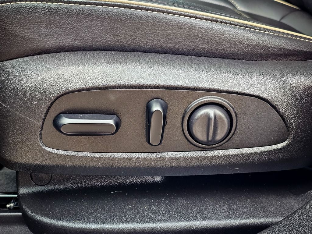 2020 GMC Acadia AWD Denali