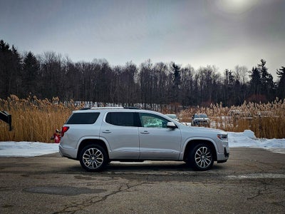 2020 GMC Acadia AWD Denali