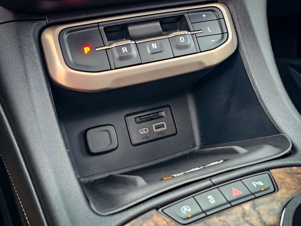 2020 GMC Acadia AWD Denali