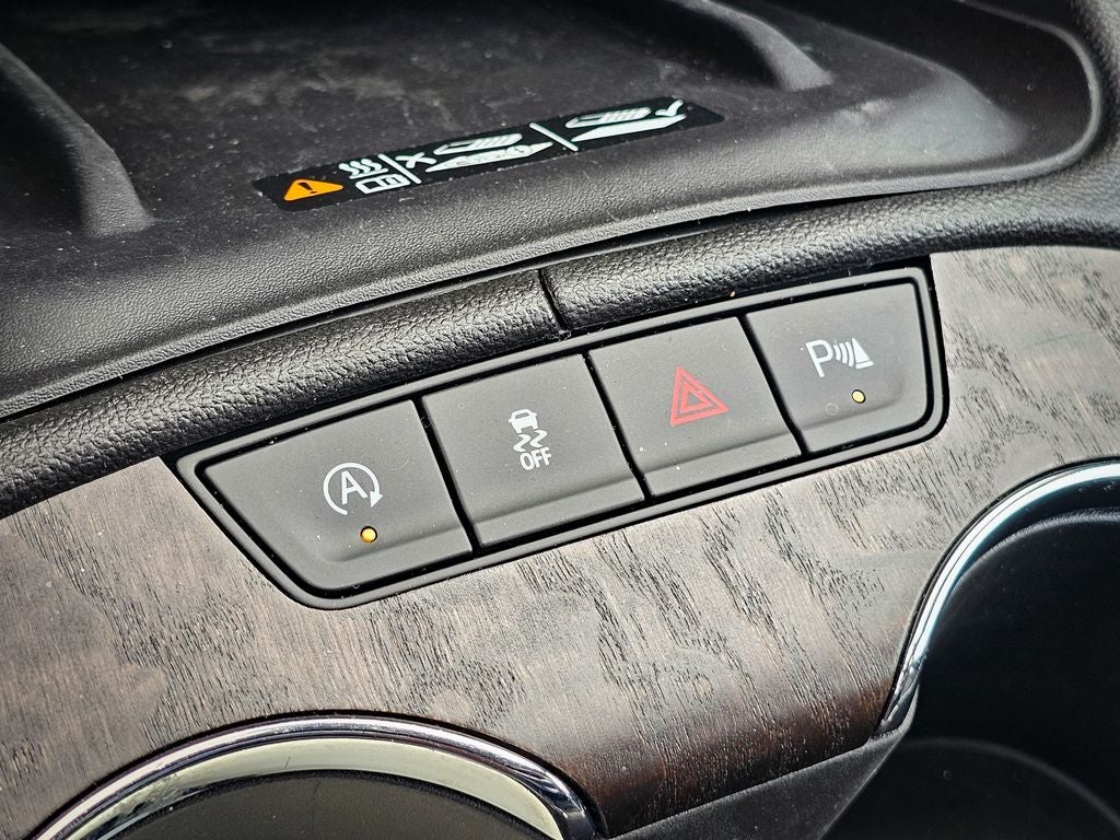 2023 GMC Acadia AWD Denali