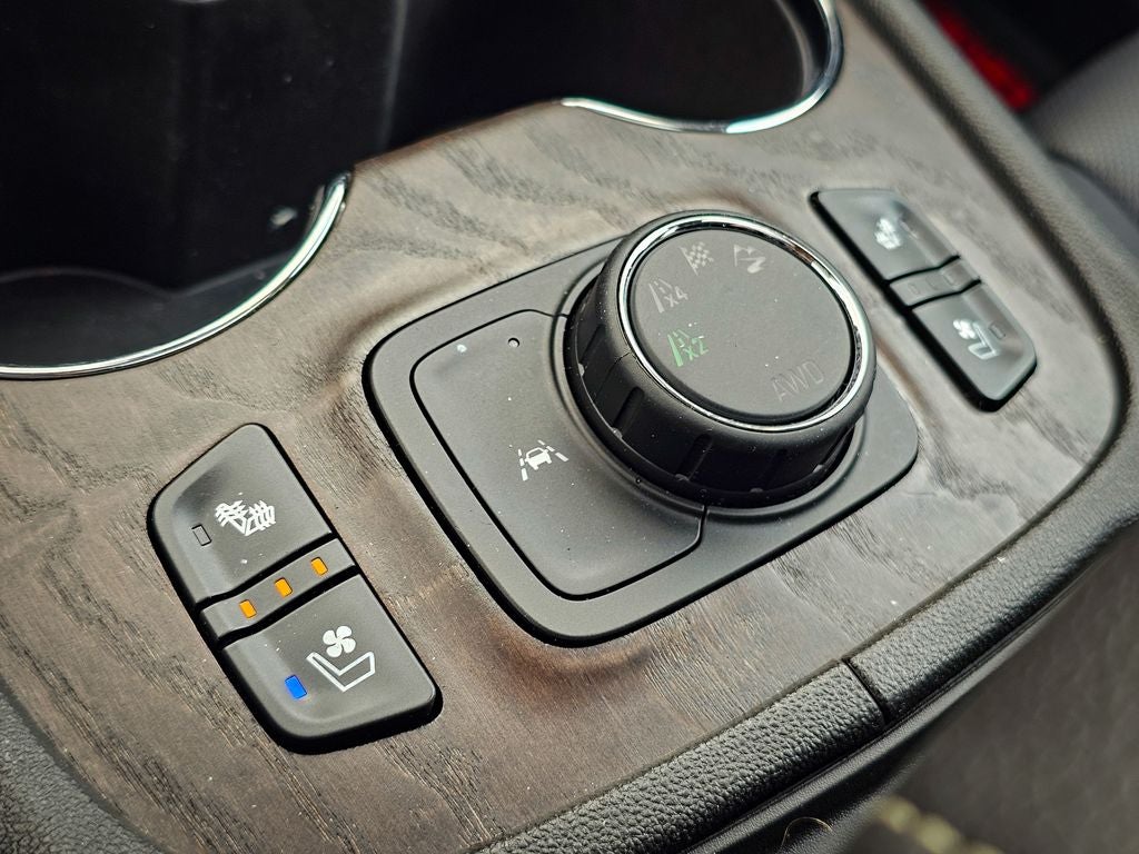 2023 GMC Acadia AWD Denali