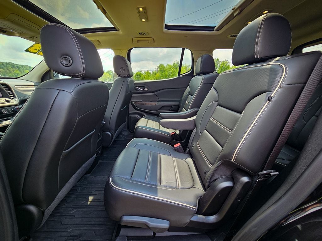 2023 GMC Acadia AWD Denali