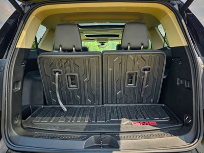 2023 GMC Acadia AWD Denali