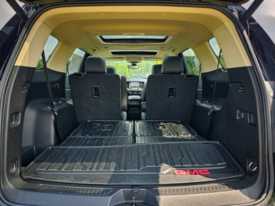 2023 GMC Acadia AWD Denali