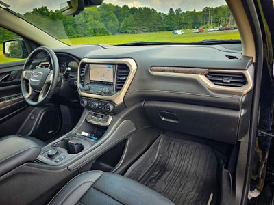 2023 GMC Acadia AWD Denali