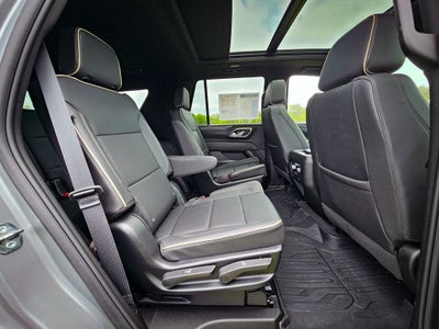 2023 GMC Yukon 4WD SLT