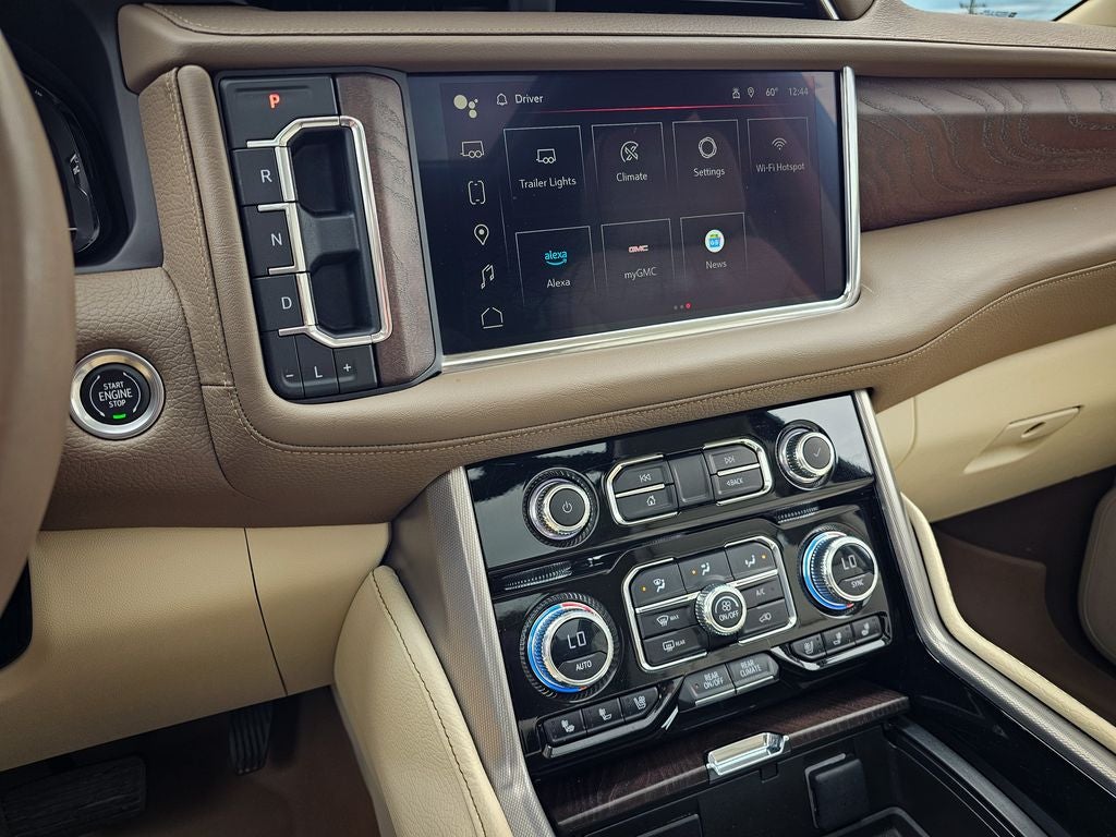 2023 GMC Yukon 4WD Denali