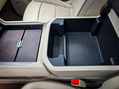 2023 GMC Yukon 4WD Denali