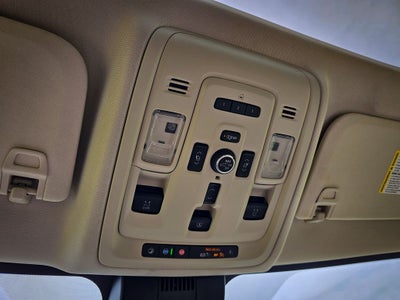 2023 GMC Yukon 4WD Denali