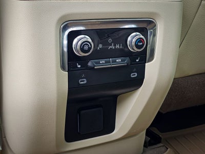 2023 GMC Yukon 4WD Denali