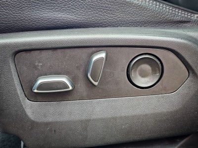 2022 GMC Yukon 4WD Denali