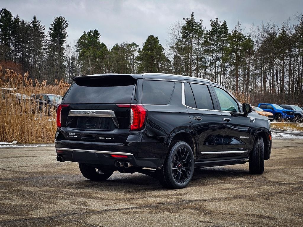 2022 GMC Yukon 4WD Denali