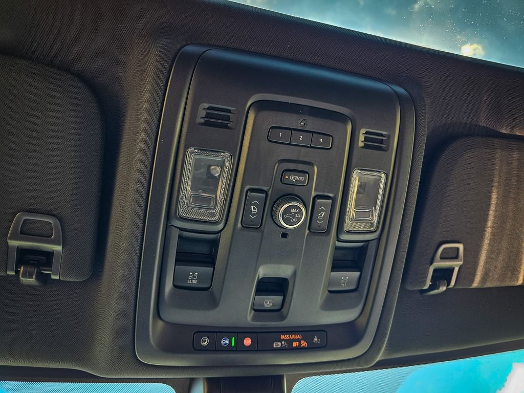 2022 GMC Yukon XL 4WD SLT