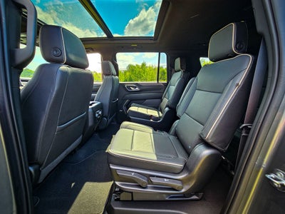 2022 GMC Yukon XL 4WD SLT