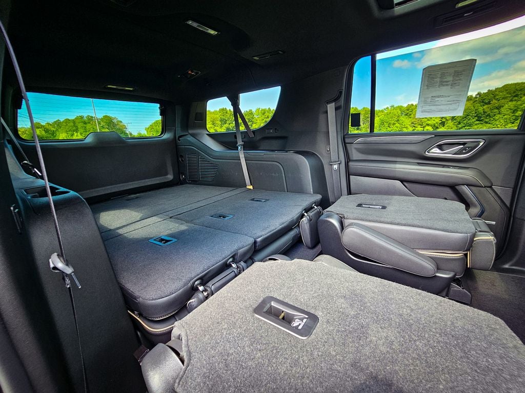 2022 GMC Yukon XL 4WD SLT