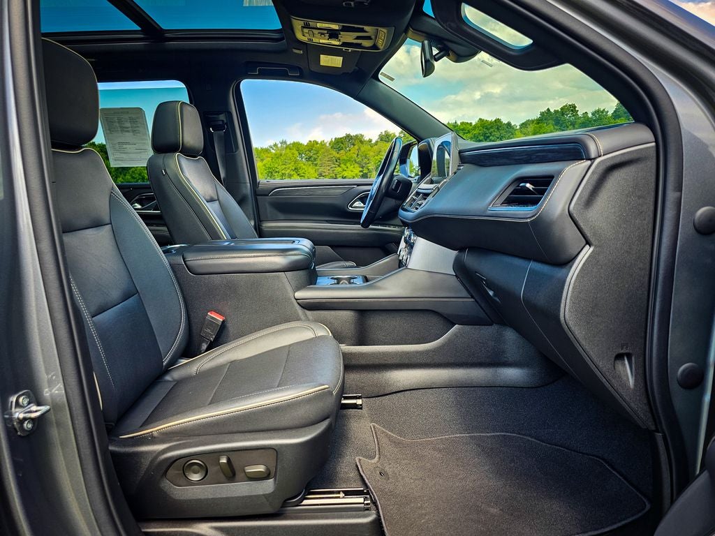 2022 GMC Yukon XL 4WD SLT