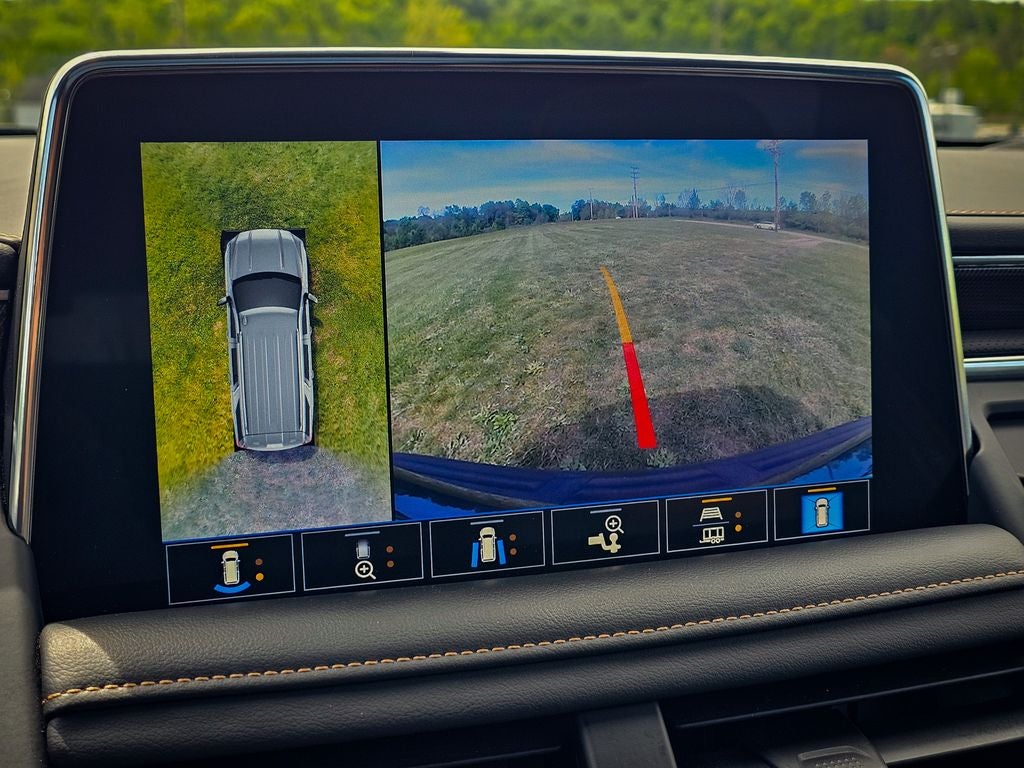 2021 GMC Yukon XL 4WD AT4