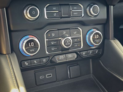 2021 GMC Yukon XL 4WD AT4