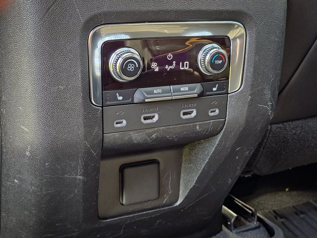 2021 GMC Yukon XL 4WD AT4
