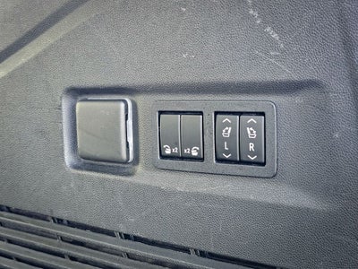 2021 GMC Yukon XL 4WD AT4