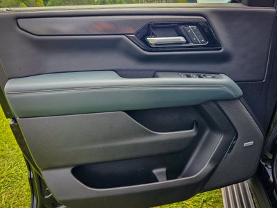 2026 GMC Yukon XL 4WD AT4
