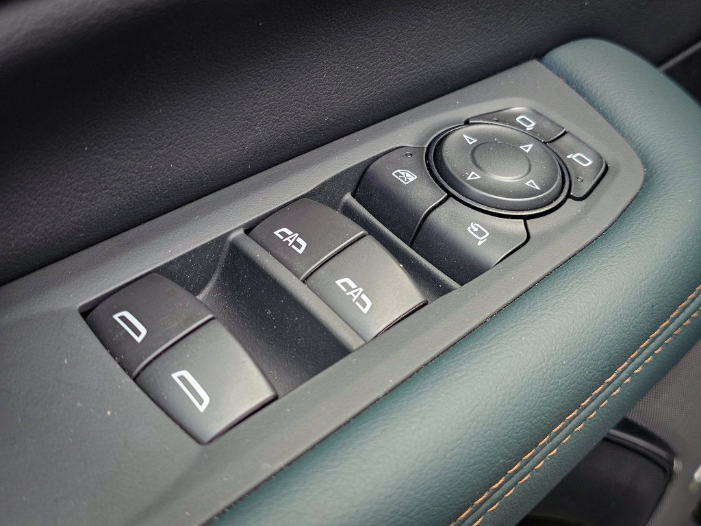 2026 GMC Yukon XL 4WD AT4