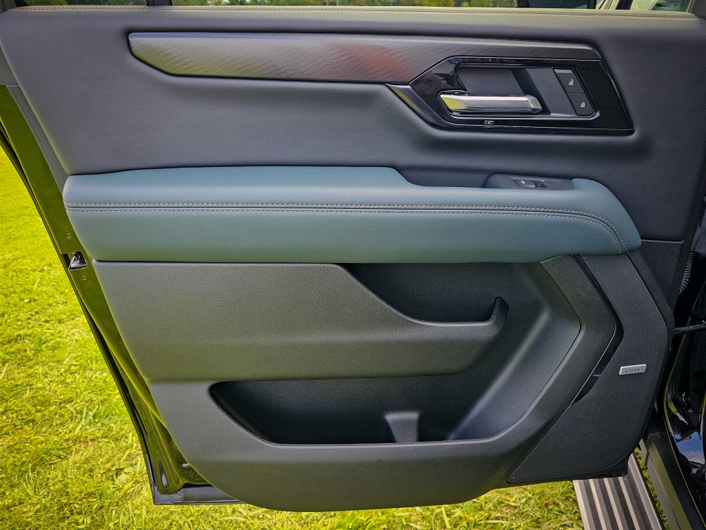 2026 GMC Yukon XL 4WD AT4