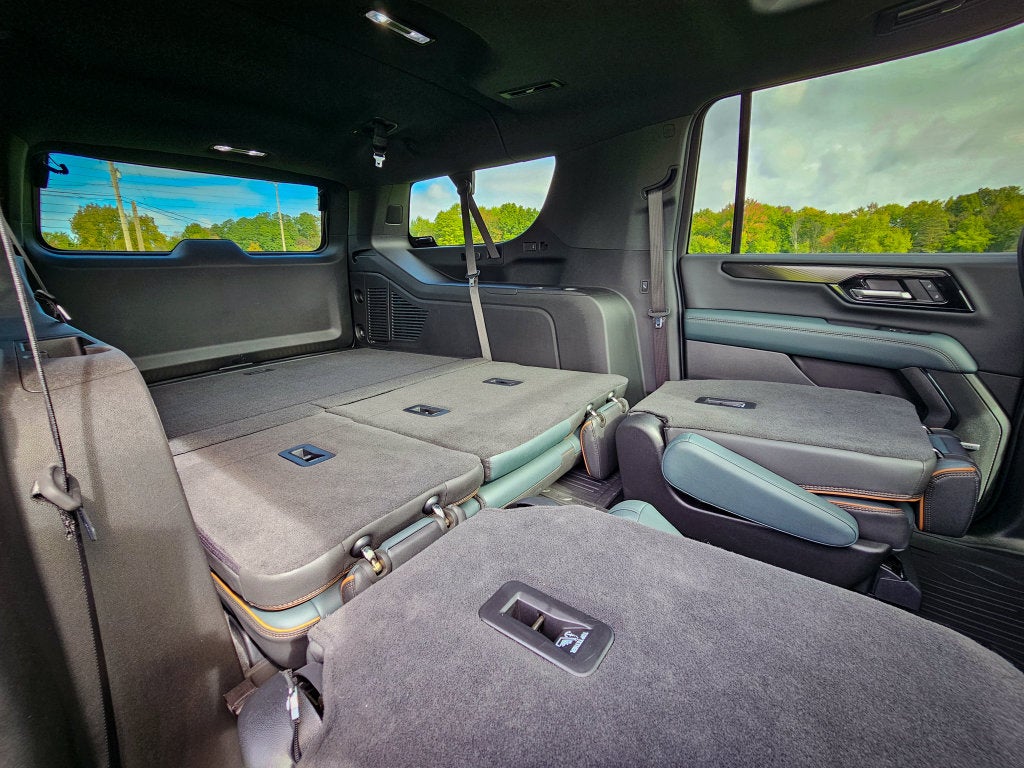 2026 GMC Yukon XL 4WD AT4