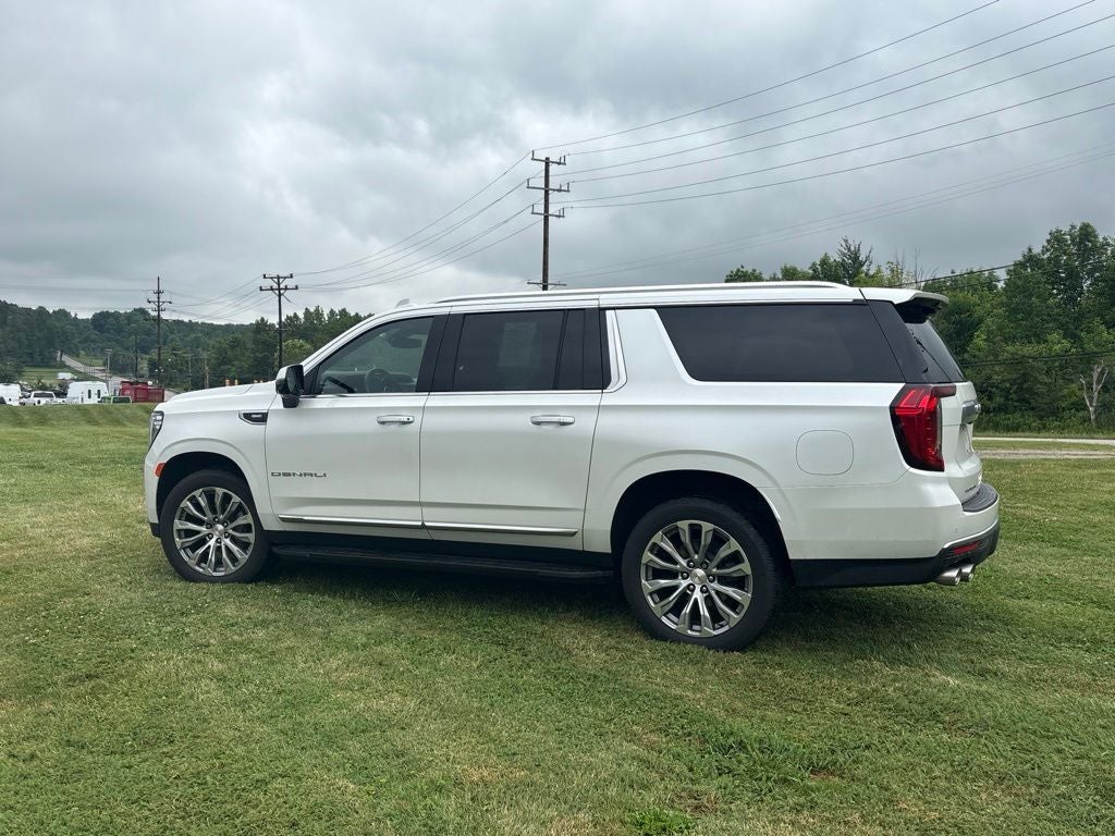 2021 GMC Yukon XL 4WD Denali